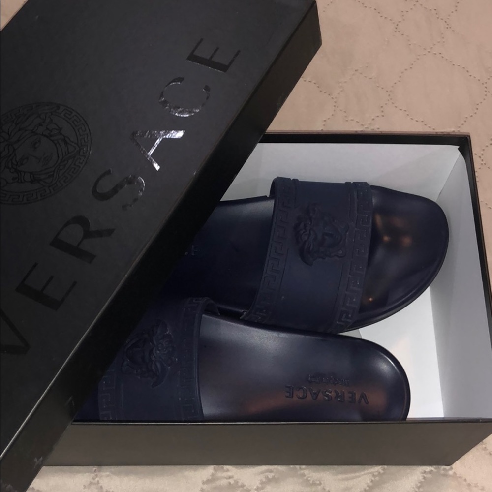 Versace sandals men size 7!